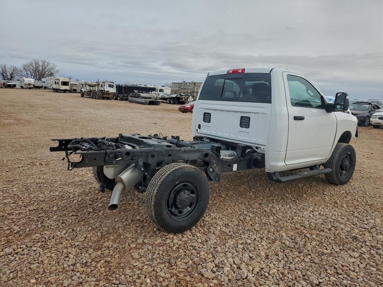 2025 RAM 2500 TRADESMAN photo 5