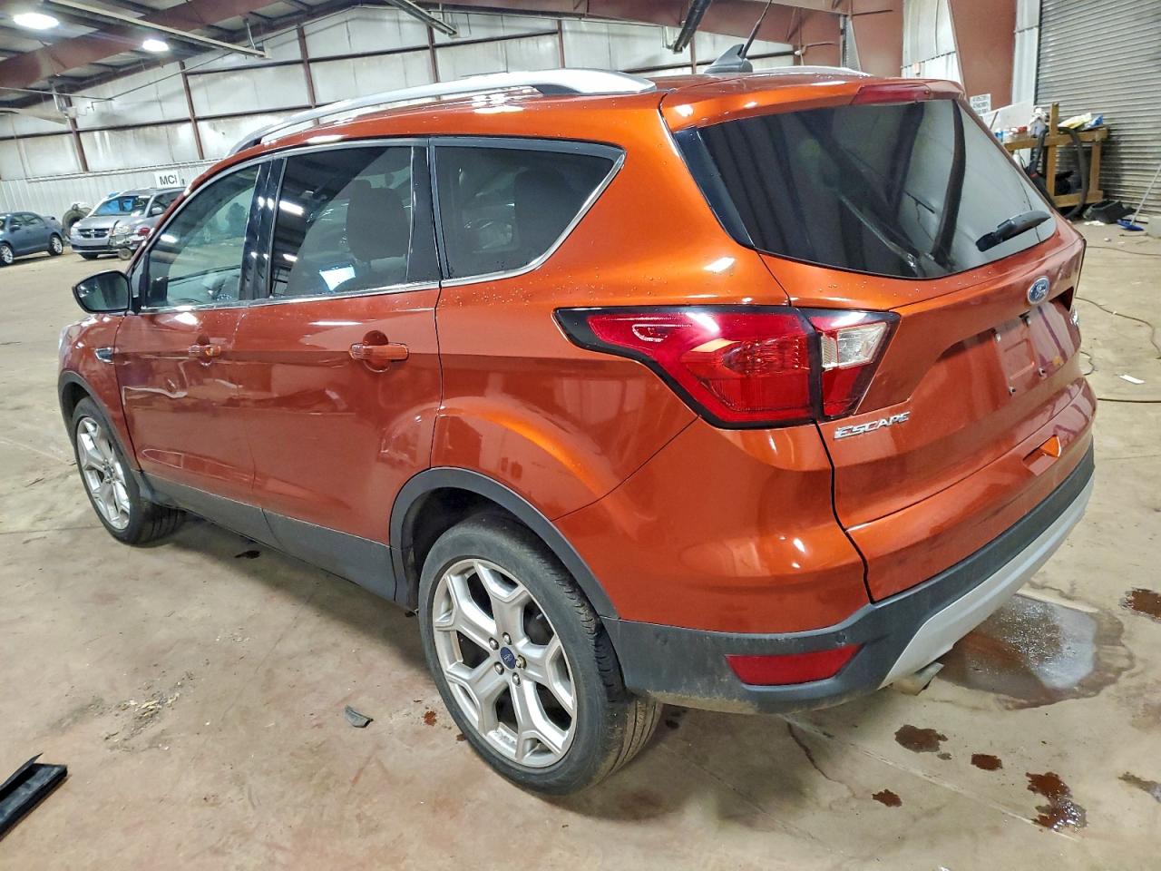 2019 FORD ESCAPE TITANIUM photo 3