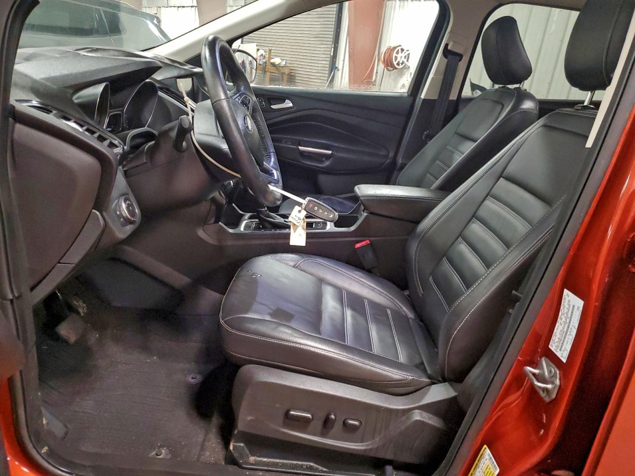2019 FORD ESCAPE TITANIUM photo 13