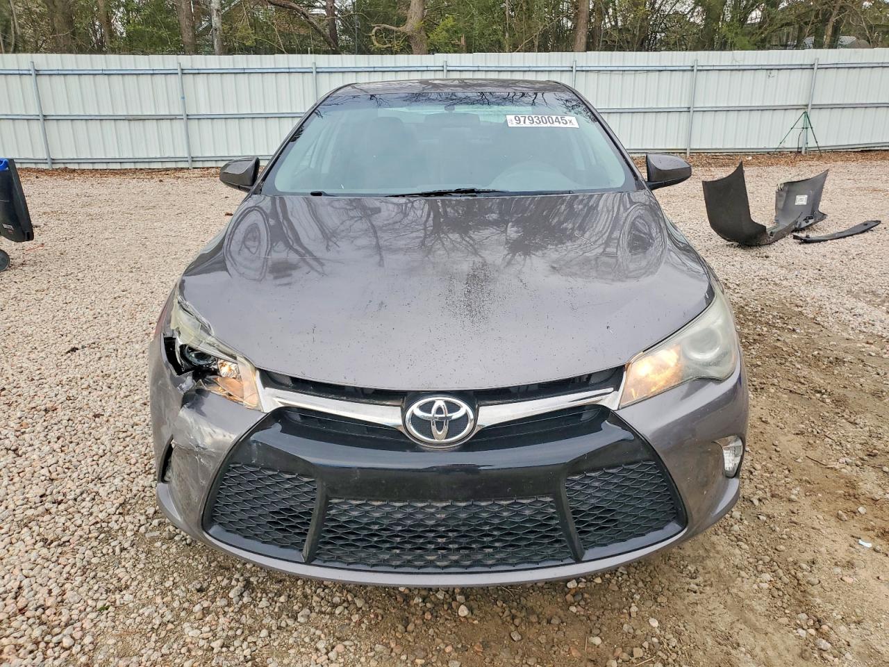 2016 TOYOTA CAMRY LE photo 13