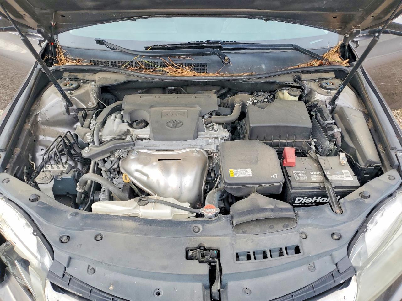 2016 TOYOTA CAMRY LE photo 31