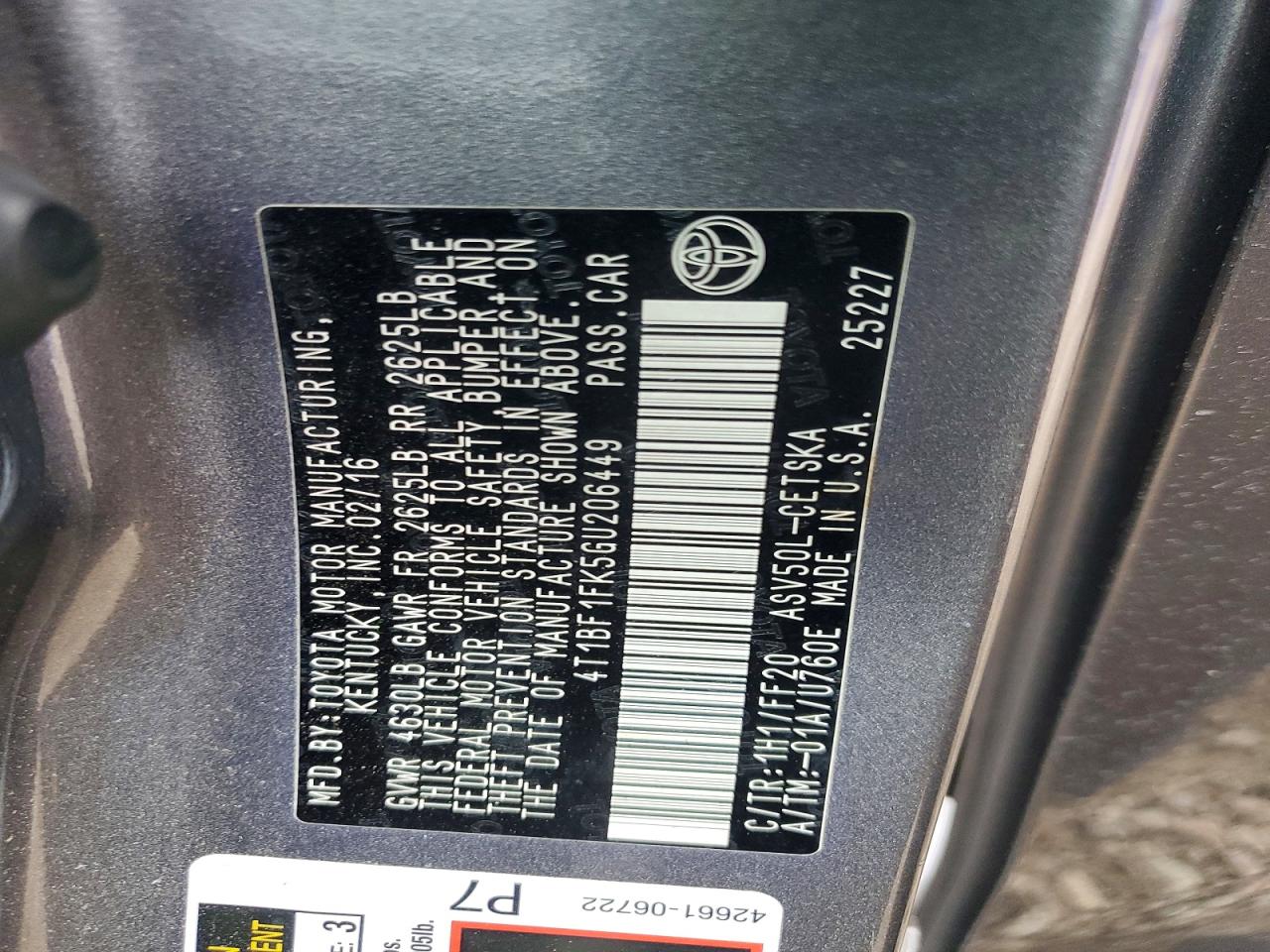 2016 TOYOTA CAMRY LE photo 37