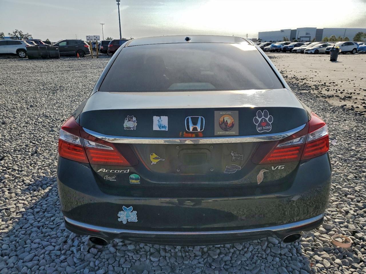 2016 HONDA ACCORD EXL photo 16