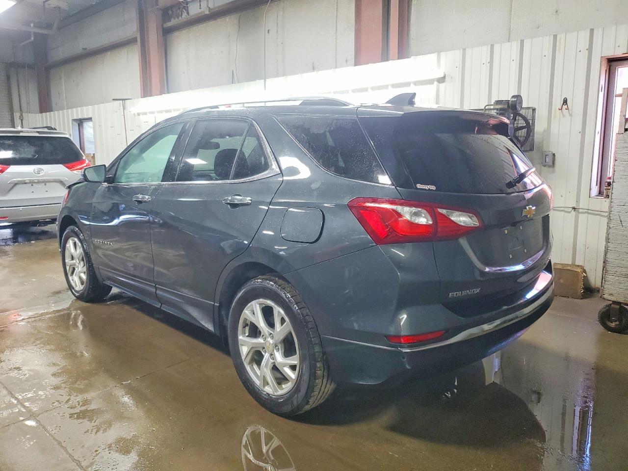2020 CHEVROLET EQUINOX PREMIER photo 3