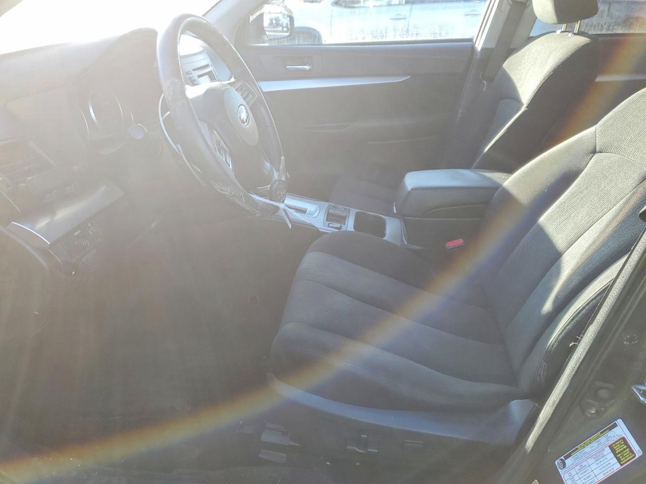 2014 SUBARU OUTBACK 2.5I PREMIUM photo 13