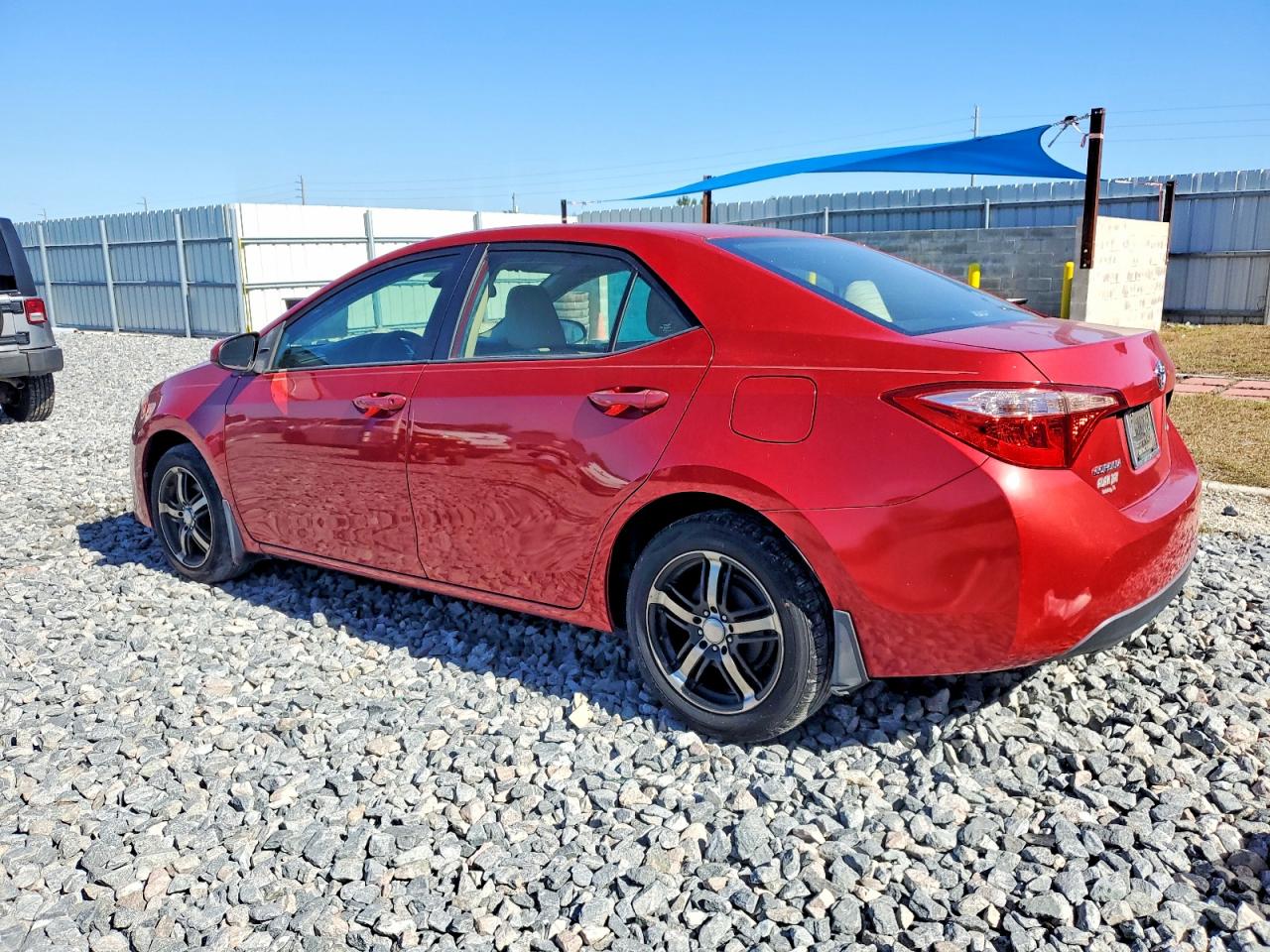 2018 TOYOTA COROLLA L photo 2