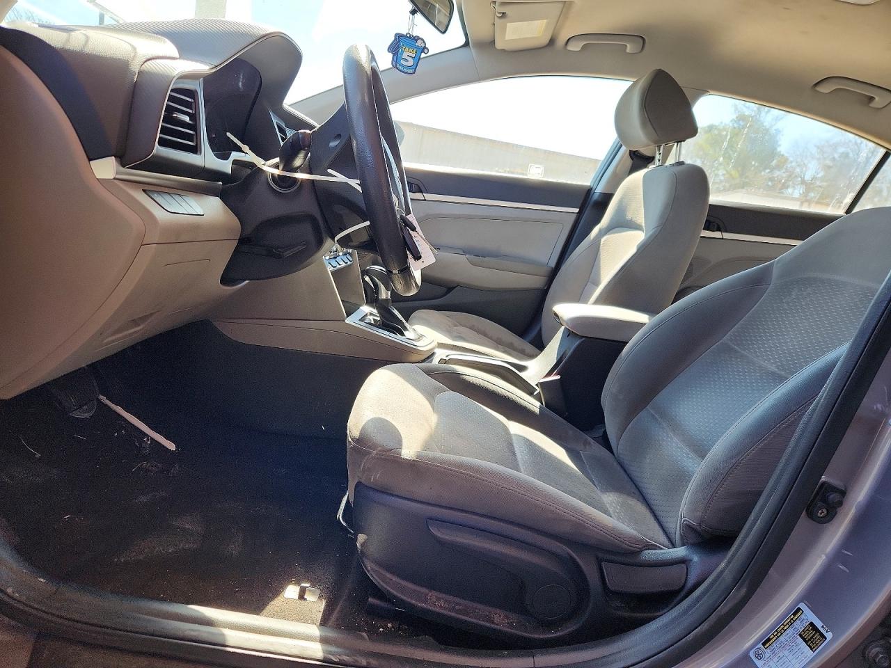 2020 HYUNDAI ELANTRA SE photo 7