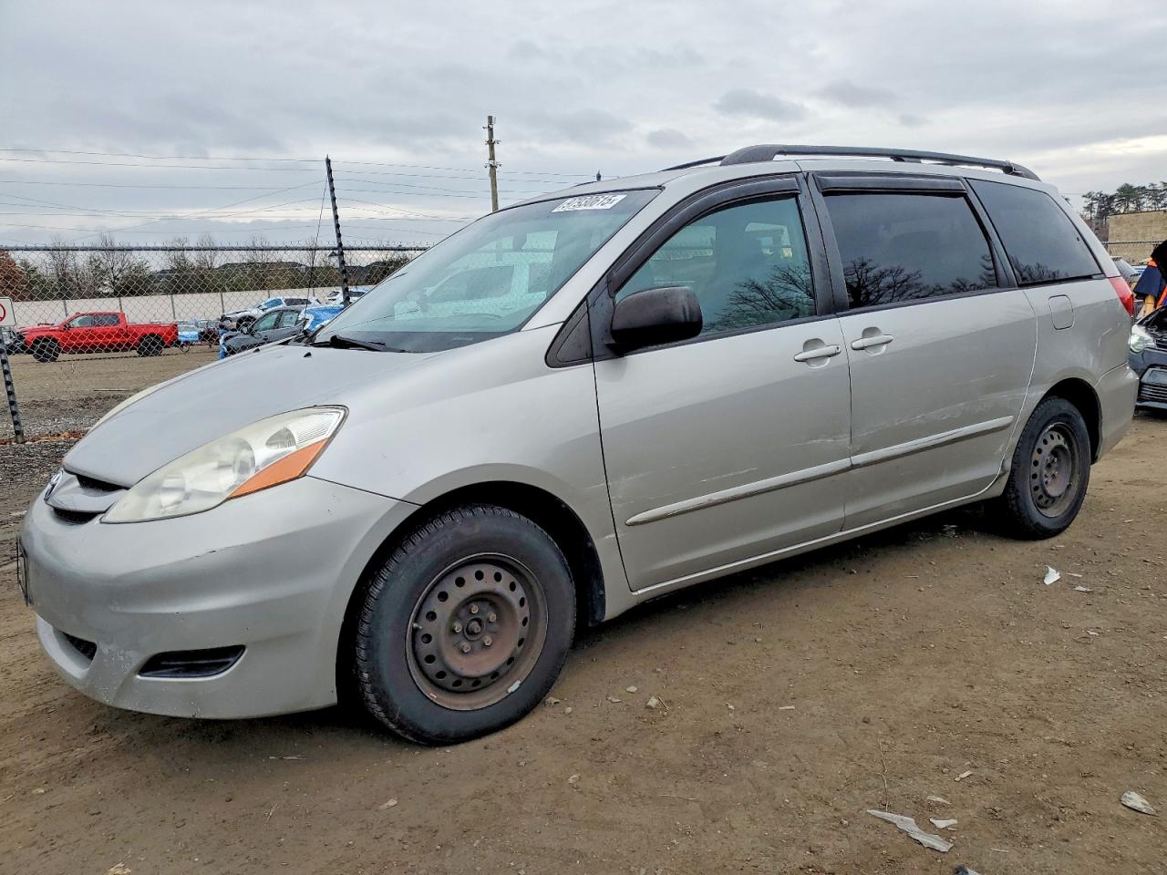2007 TOYOTA SIENNA