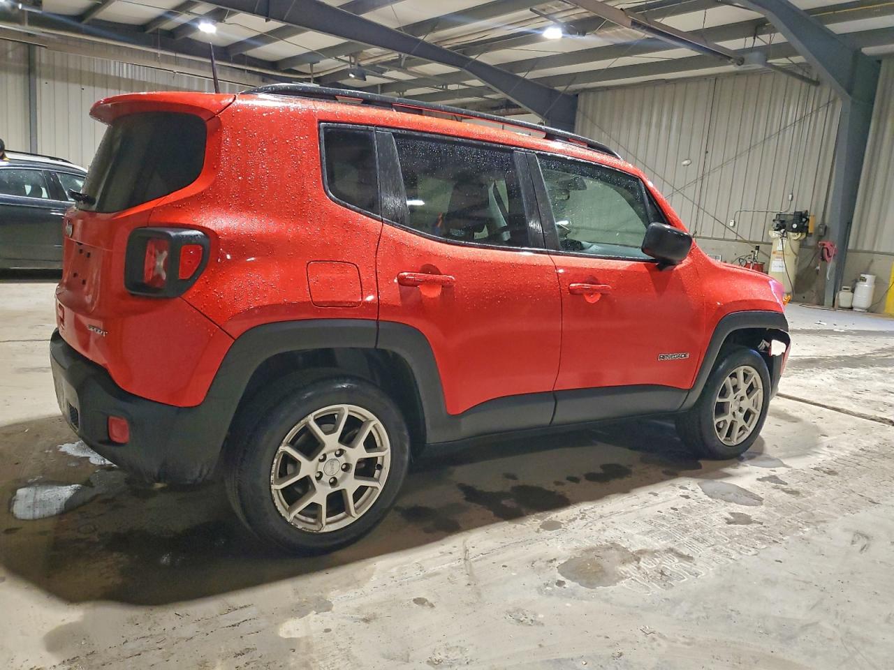 2019 JEEP RENEGADE SPORT photo 3