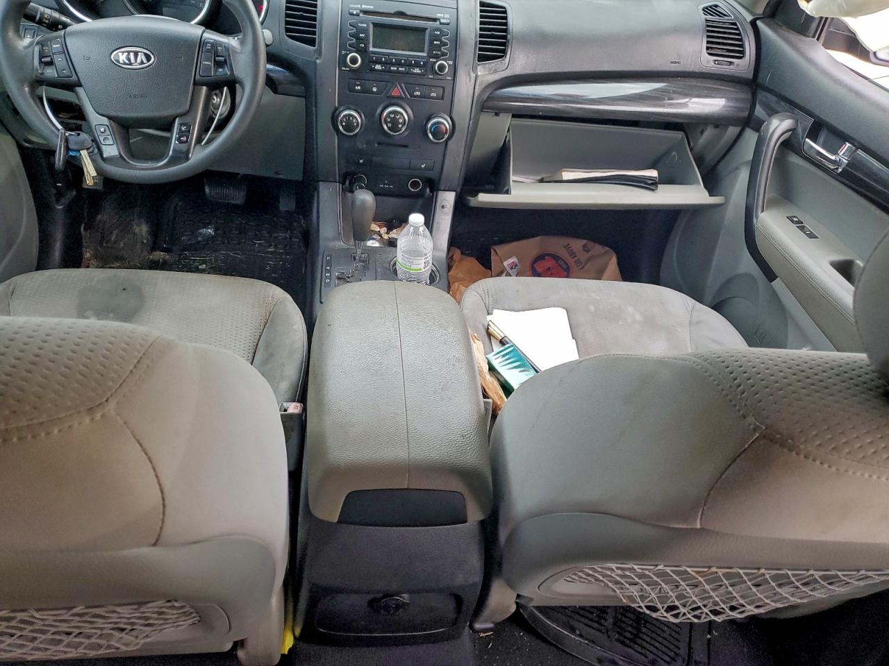 2011 KIA SORENTO BASE photo 22