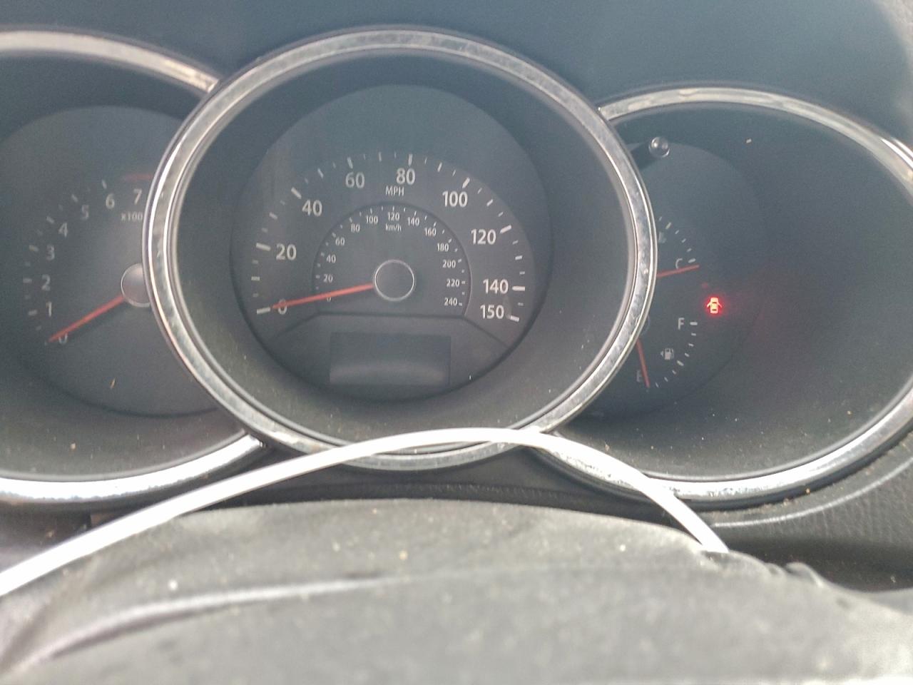 2011 KIA SORENTO BASE photo 25