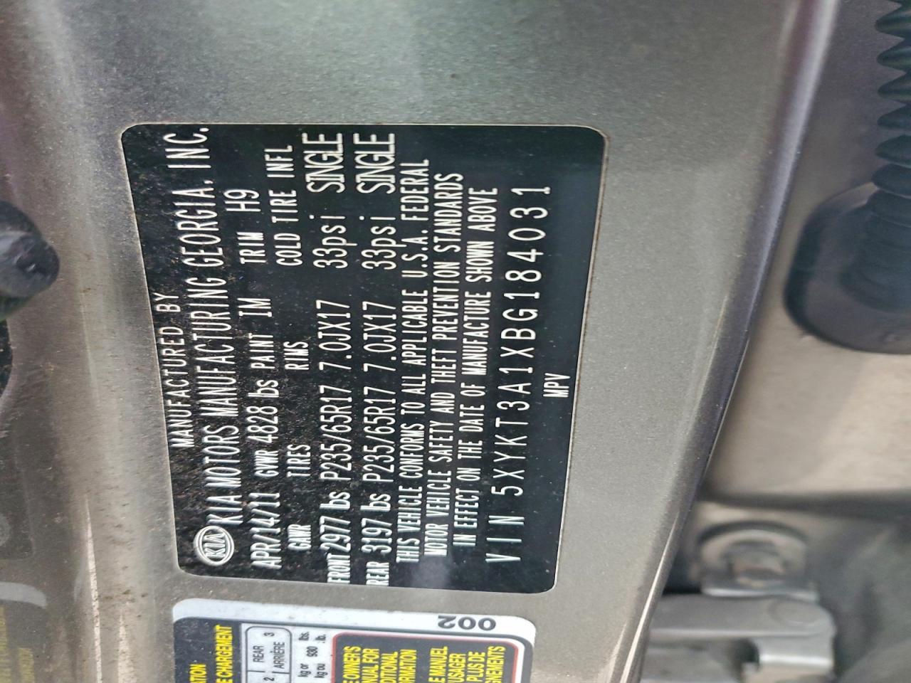 2011 KIA SORENTO BASE photo 37