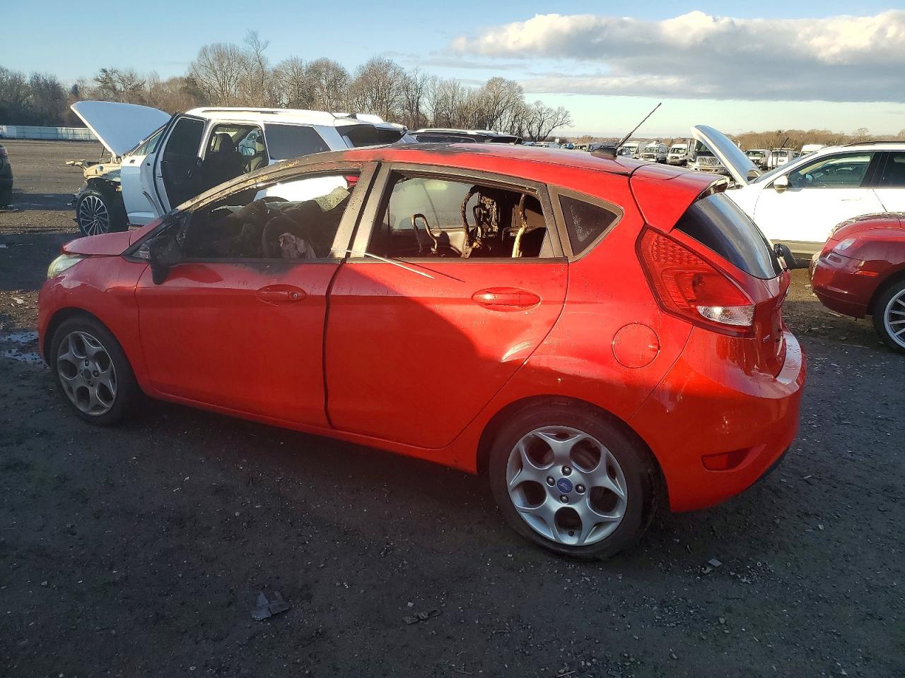 2012 FORD FIESTA SES photo 2