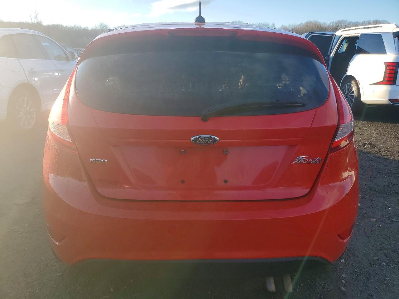 2012 FORD FIESTA SES photo 6