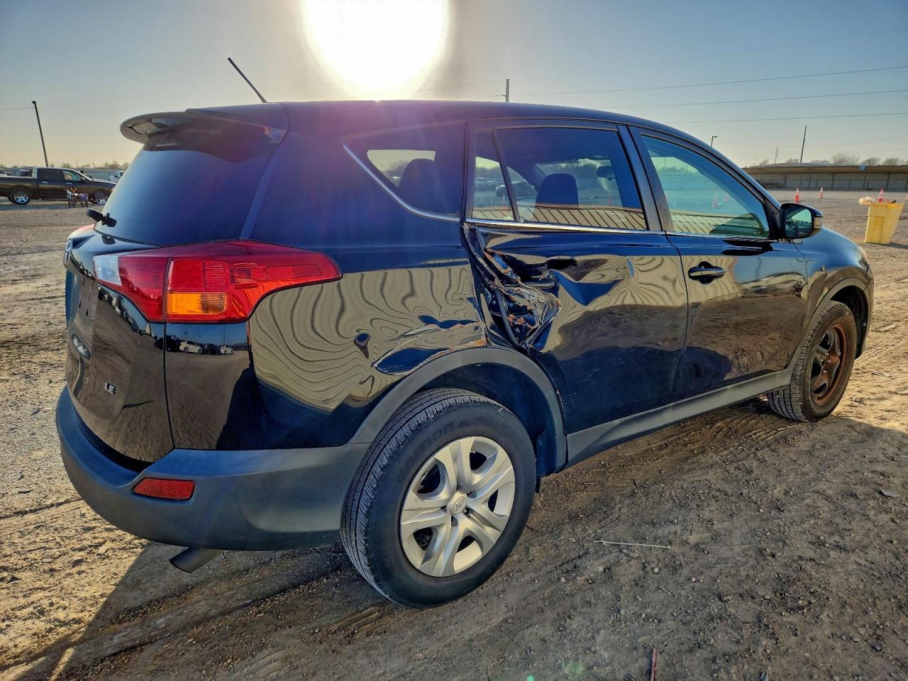 2015 TOYOTA RAV4 LE photo 3