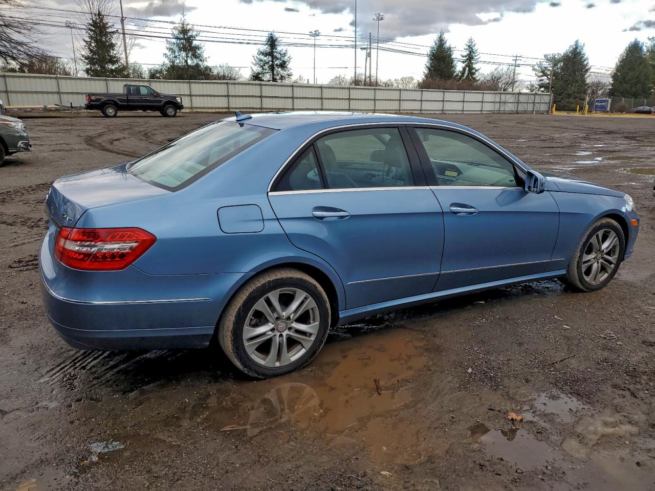 2010 MERCEDES-BENZ E 350 4MATIC photo 3