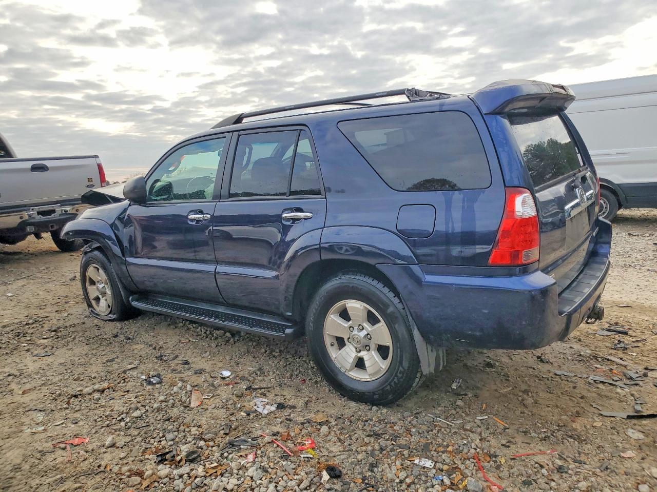 2007 TOYOTA 4RUNNER SR5 photo 3