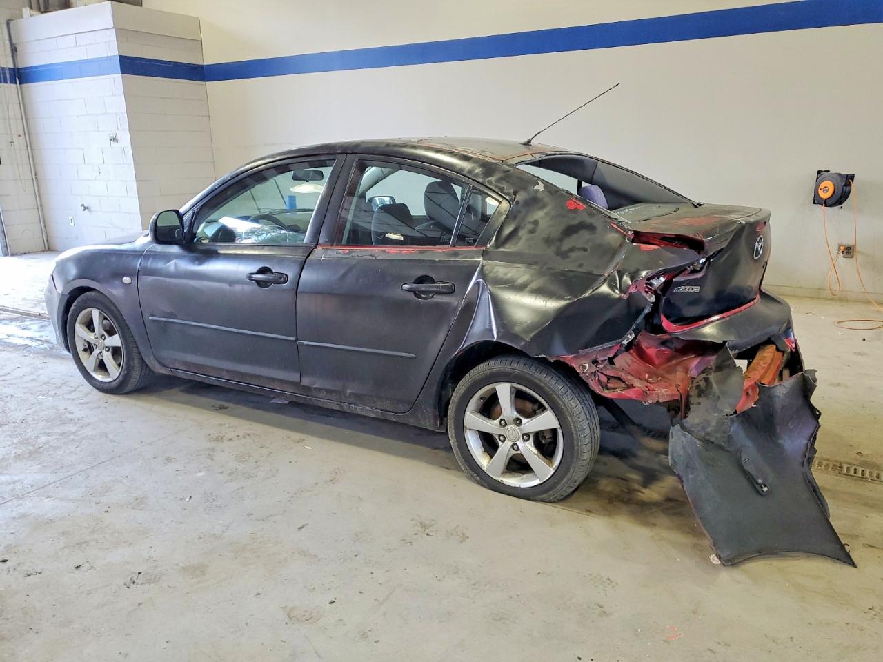 2005 MAZDA 3 I photo 3