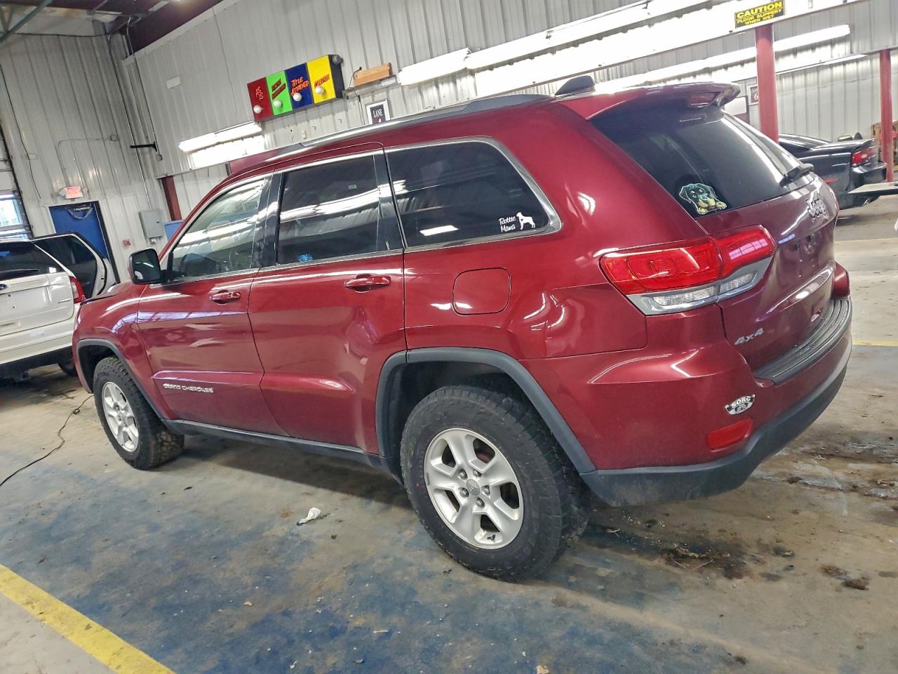 2014 JEEP GRAND CHEROKEE LAREDO photo 2