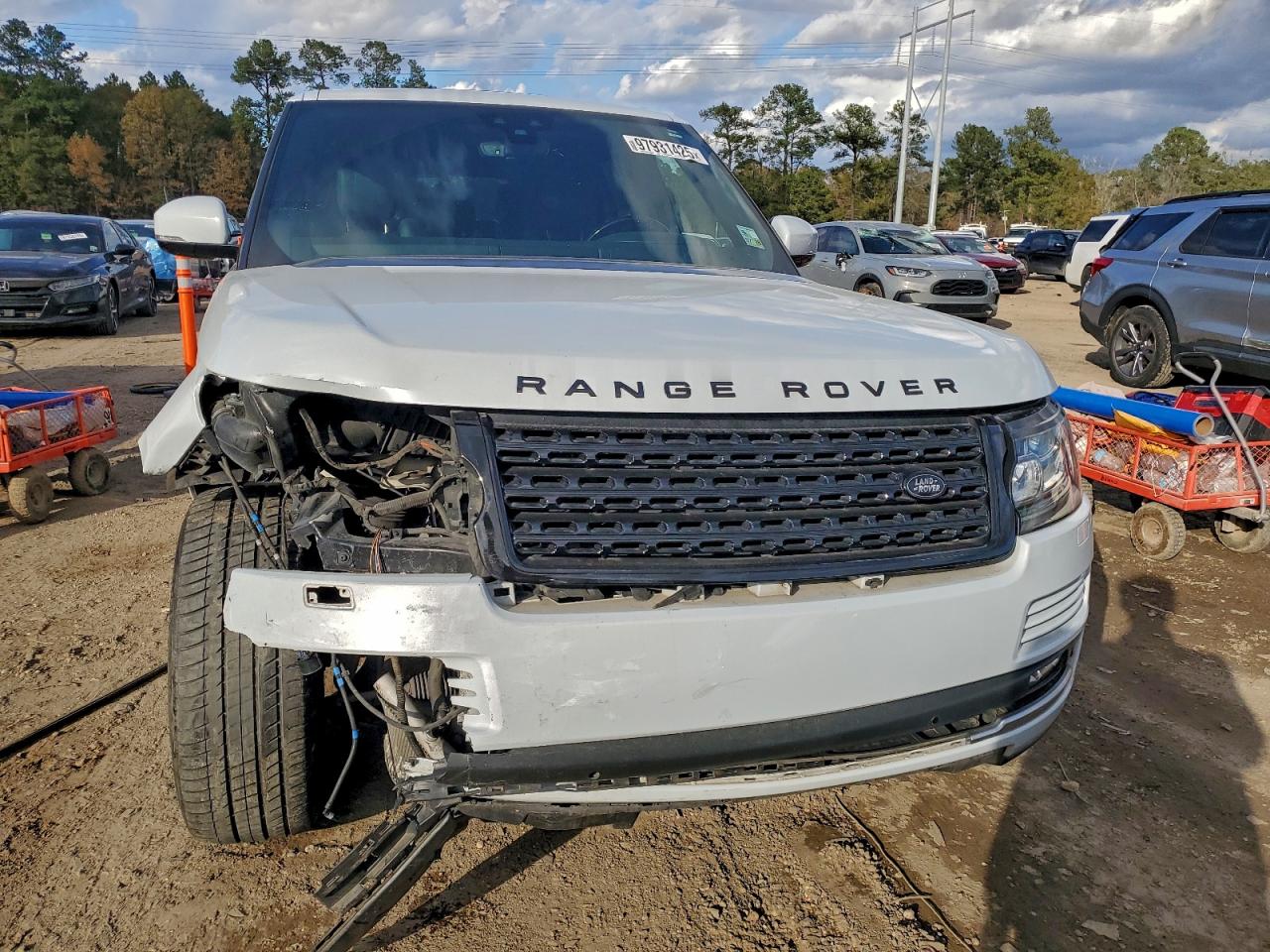2017 LAND ROVER RANGE ROVER SUPERCHARGED photo 9