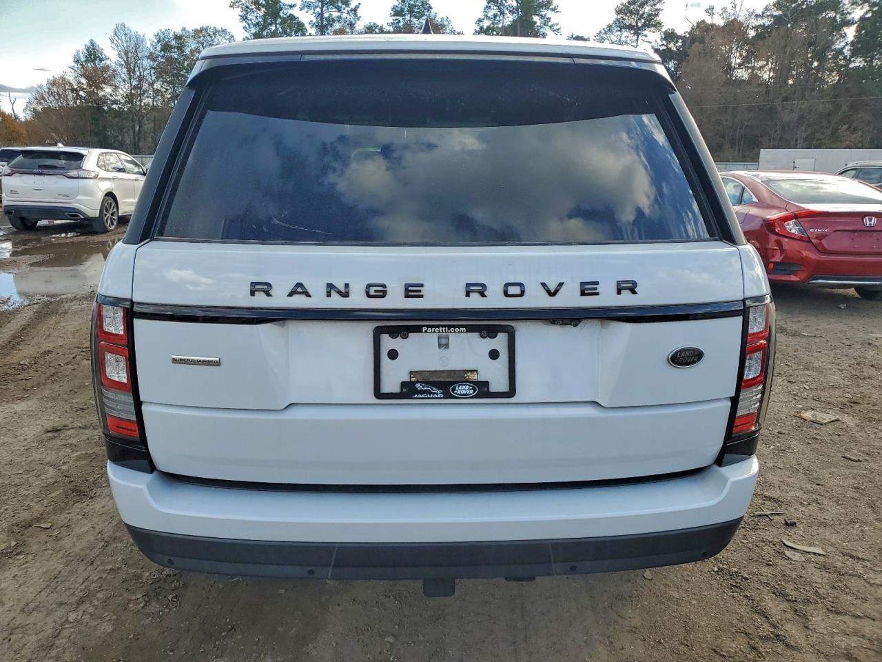 2017 LAND ROVER RANGE ROVER SUPERCHARGED photo 11