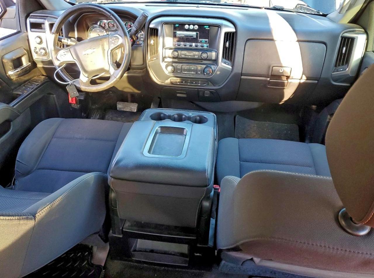 2016 CHEVROLET SILVERADO K1500 LT photo 8