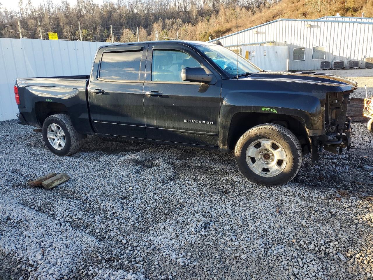 2016 CHEVROLET SILVERADO K1500 LT photo 4