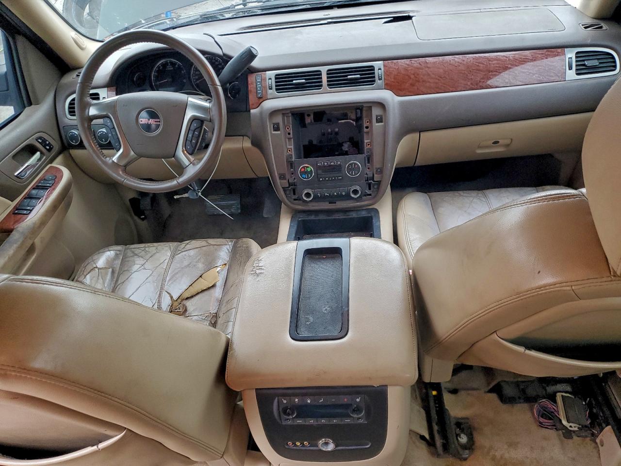 2007 GMC YUKON XL K1500 photo 15
