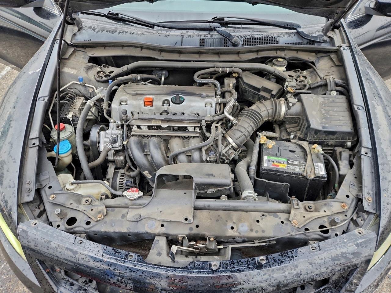 2010 HONDA ACCORD LX photo 21