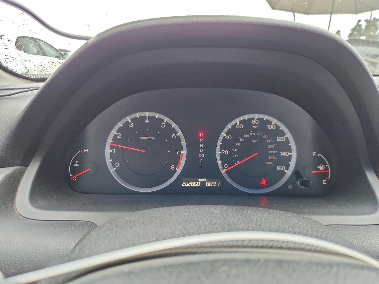 2010 HONDA ACCORD LX photo 17