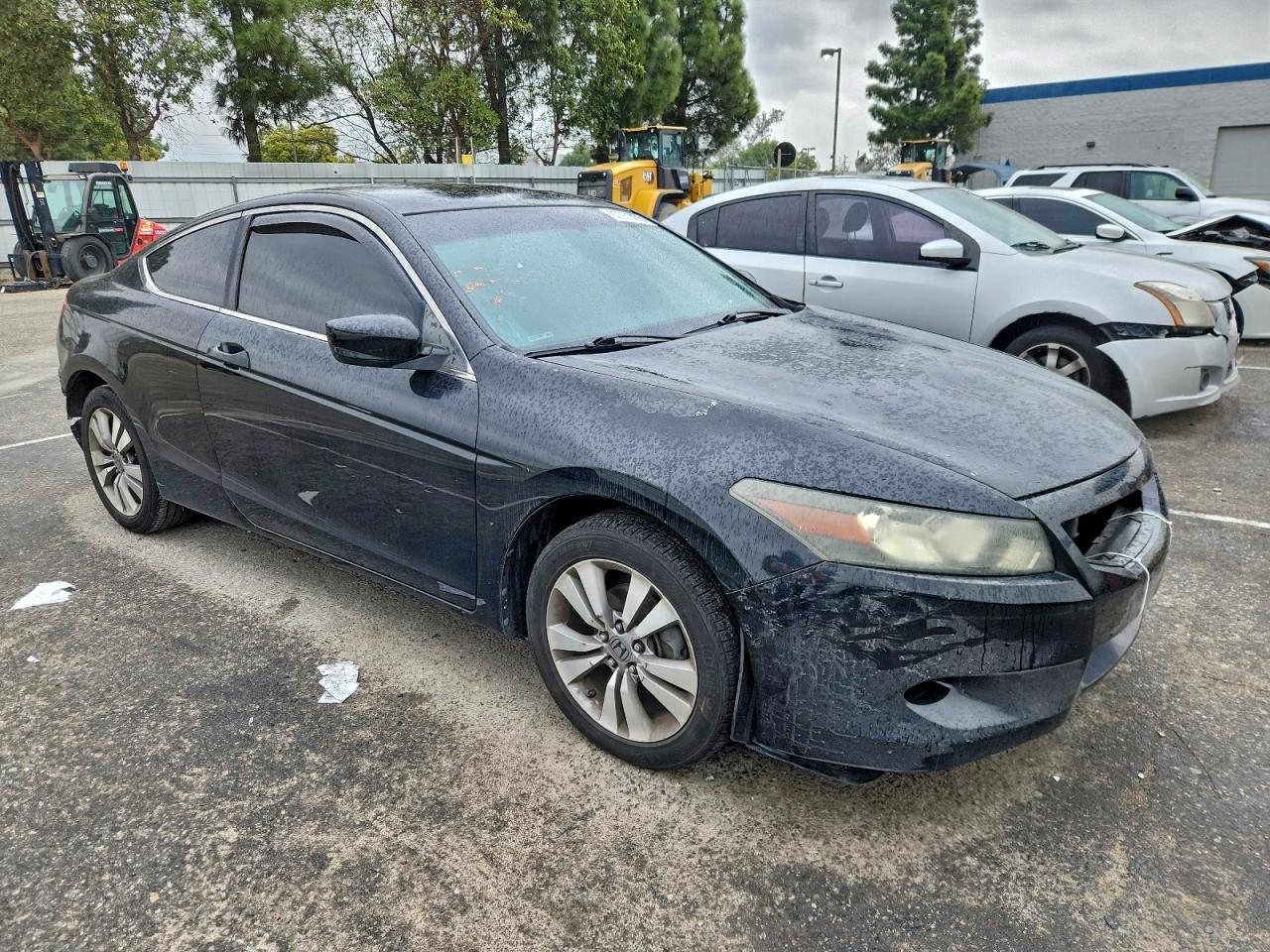 2010 HONDA ACCORD LX photo 7
