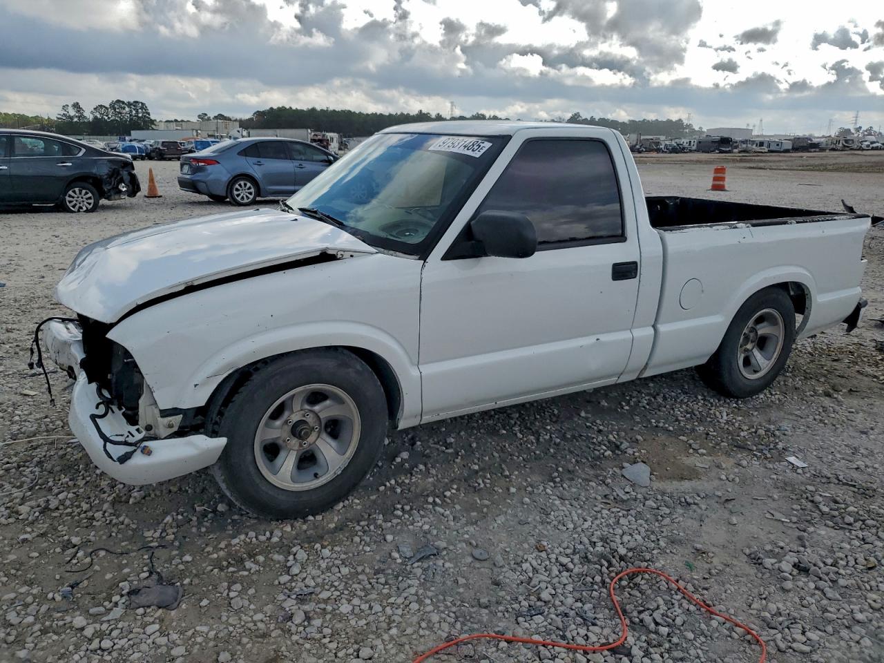 2000 CHEVROLET S TRUCK
