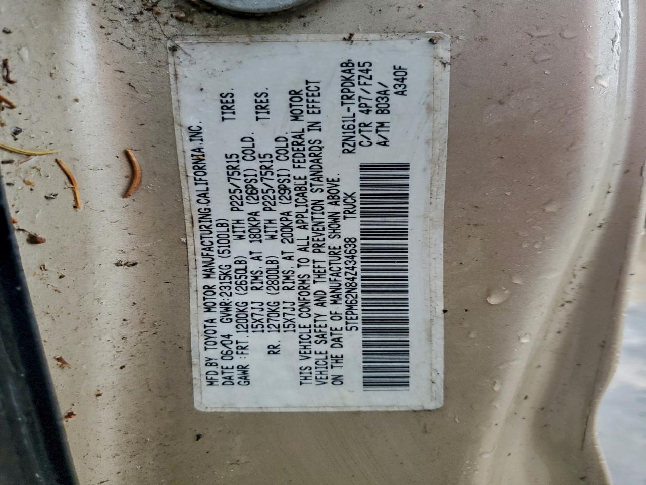 2004 TOYOTA TACOMA photo 23