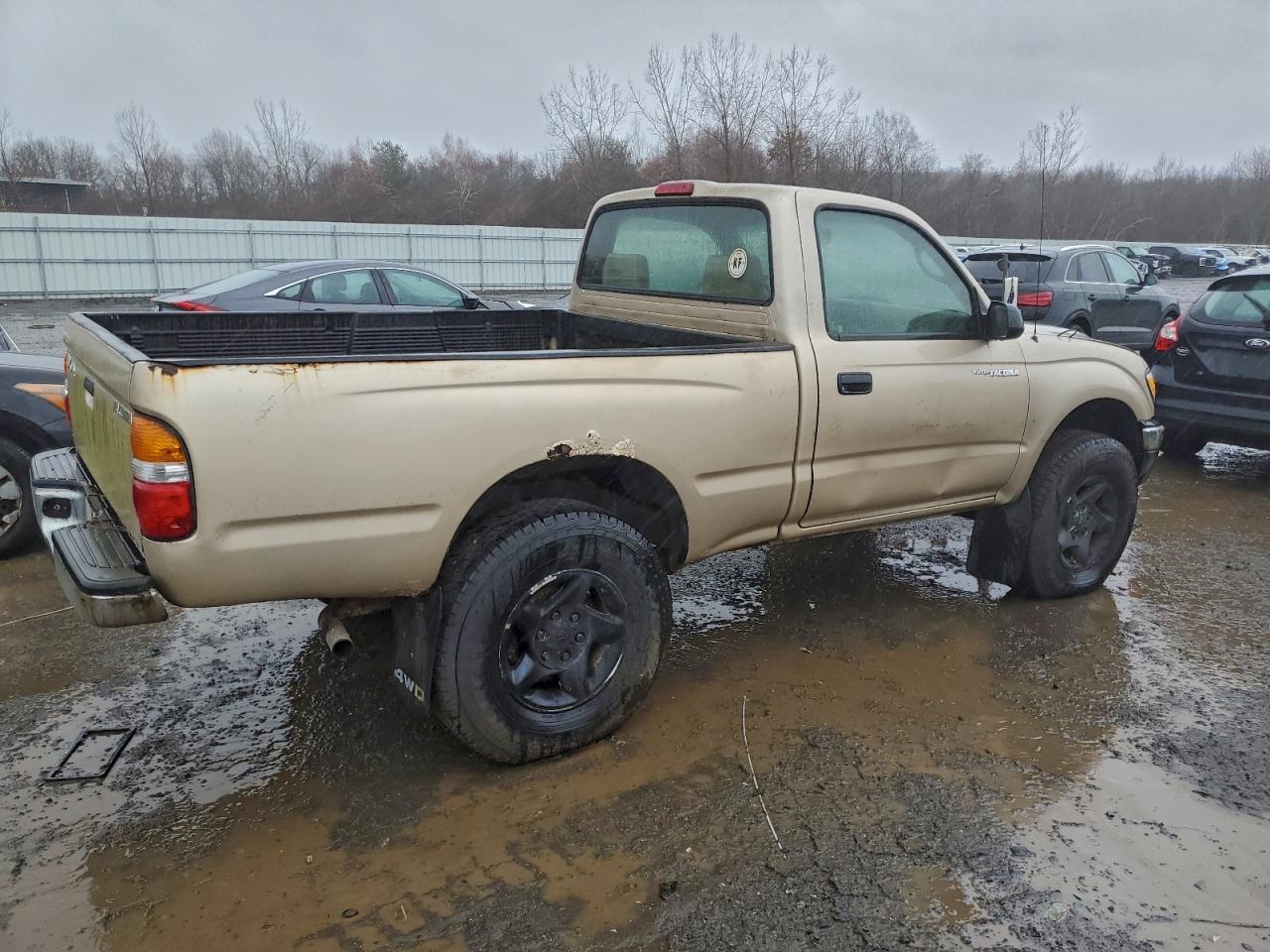 2004 TOYOTA TACOMA photo 5