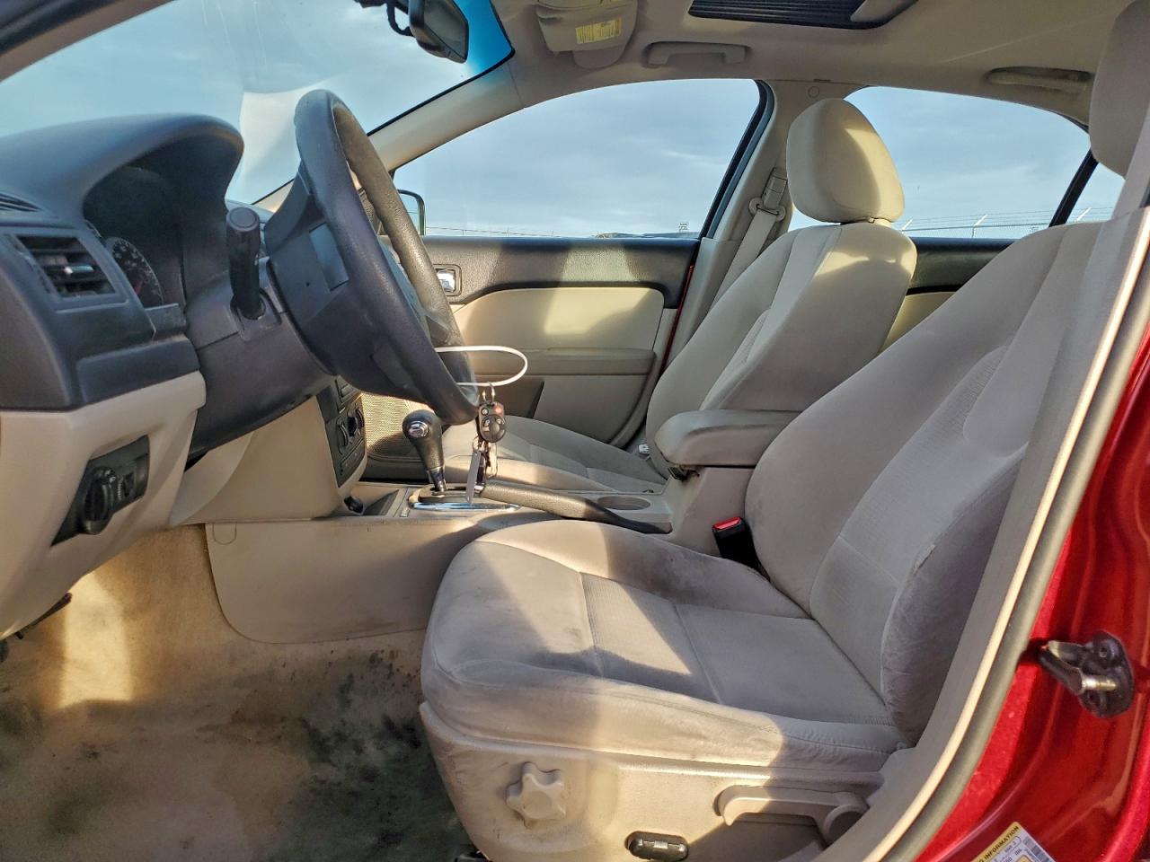 2009 FORD FUSION SE photo 13