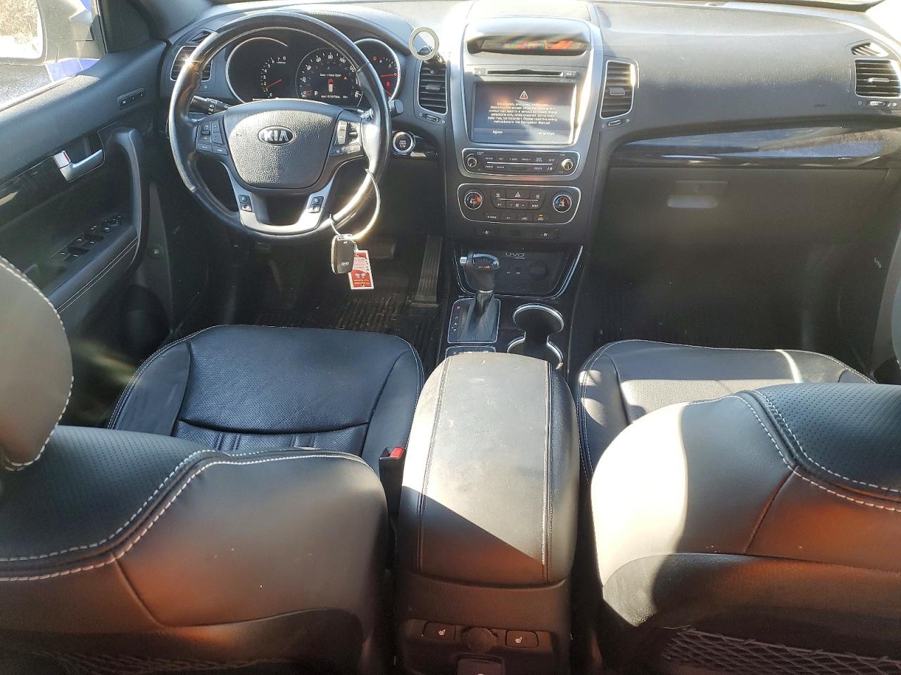 2014 KIA SORENTO SX photo 8