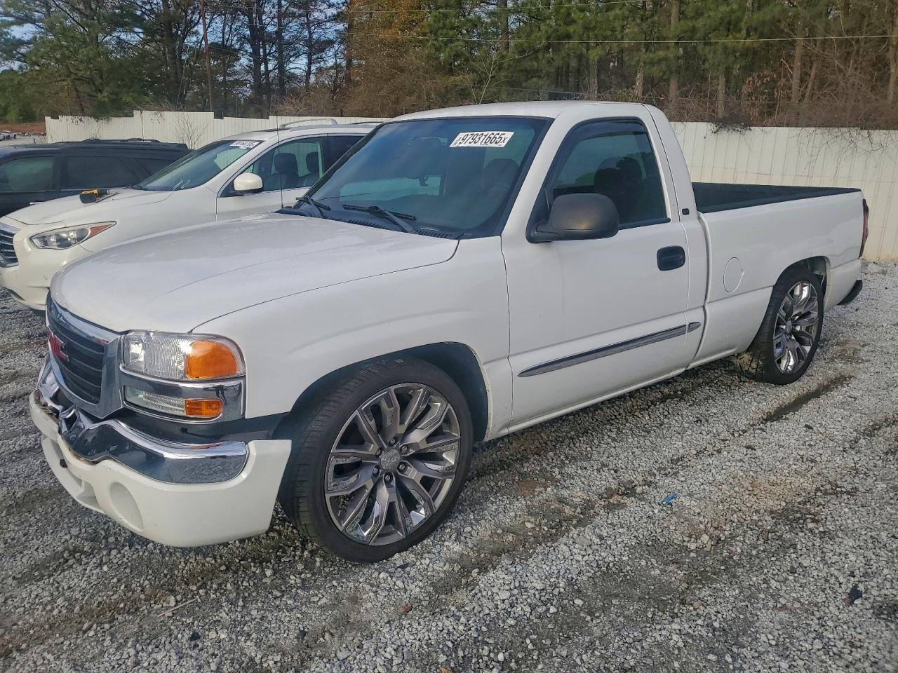 2004 GMC NEW SIERRA