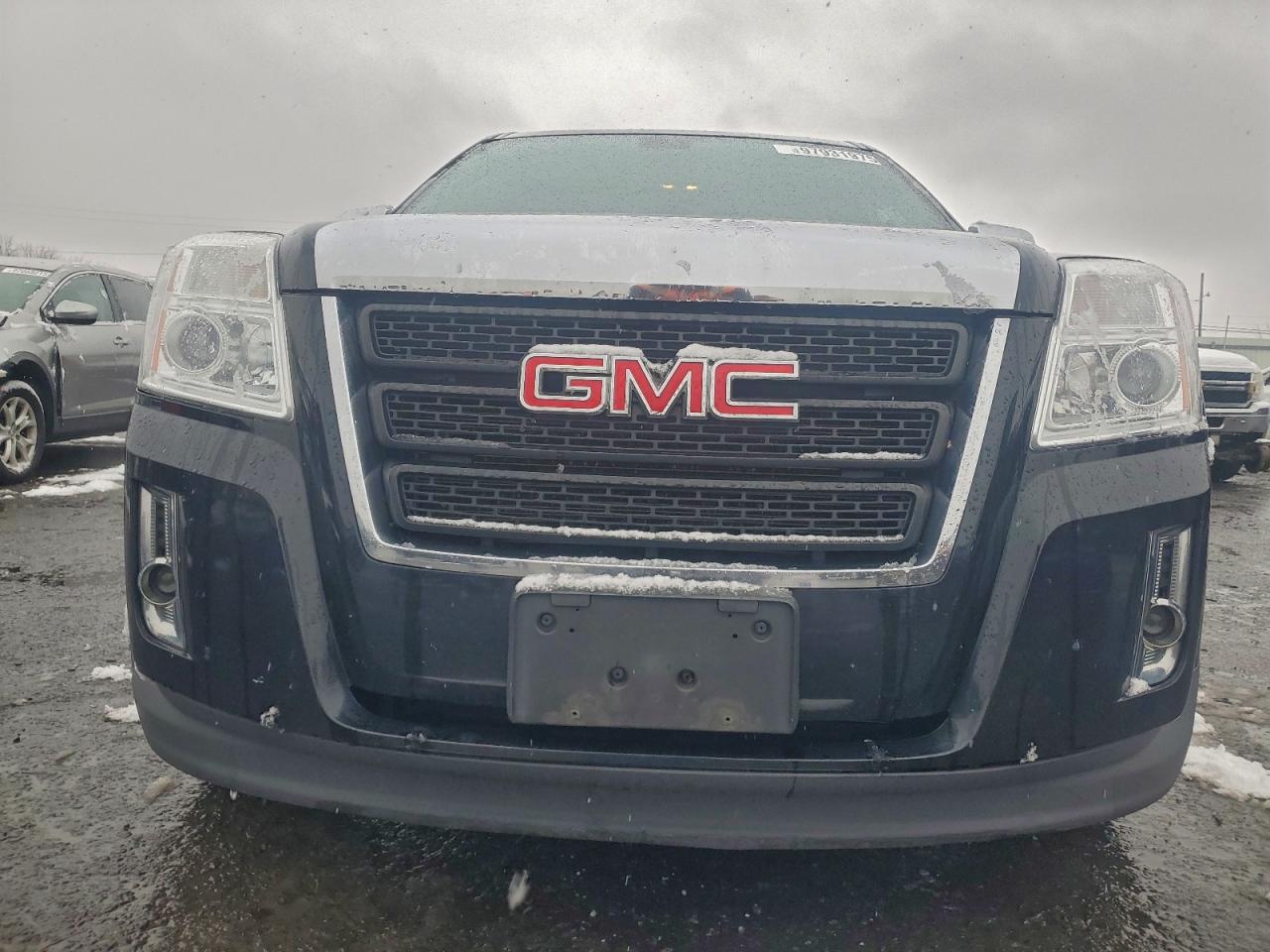 2011 GMC TERRAIN SLE photo 5