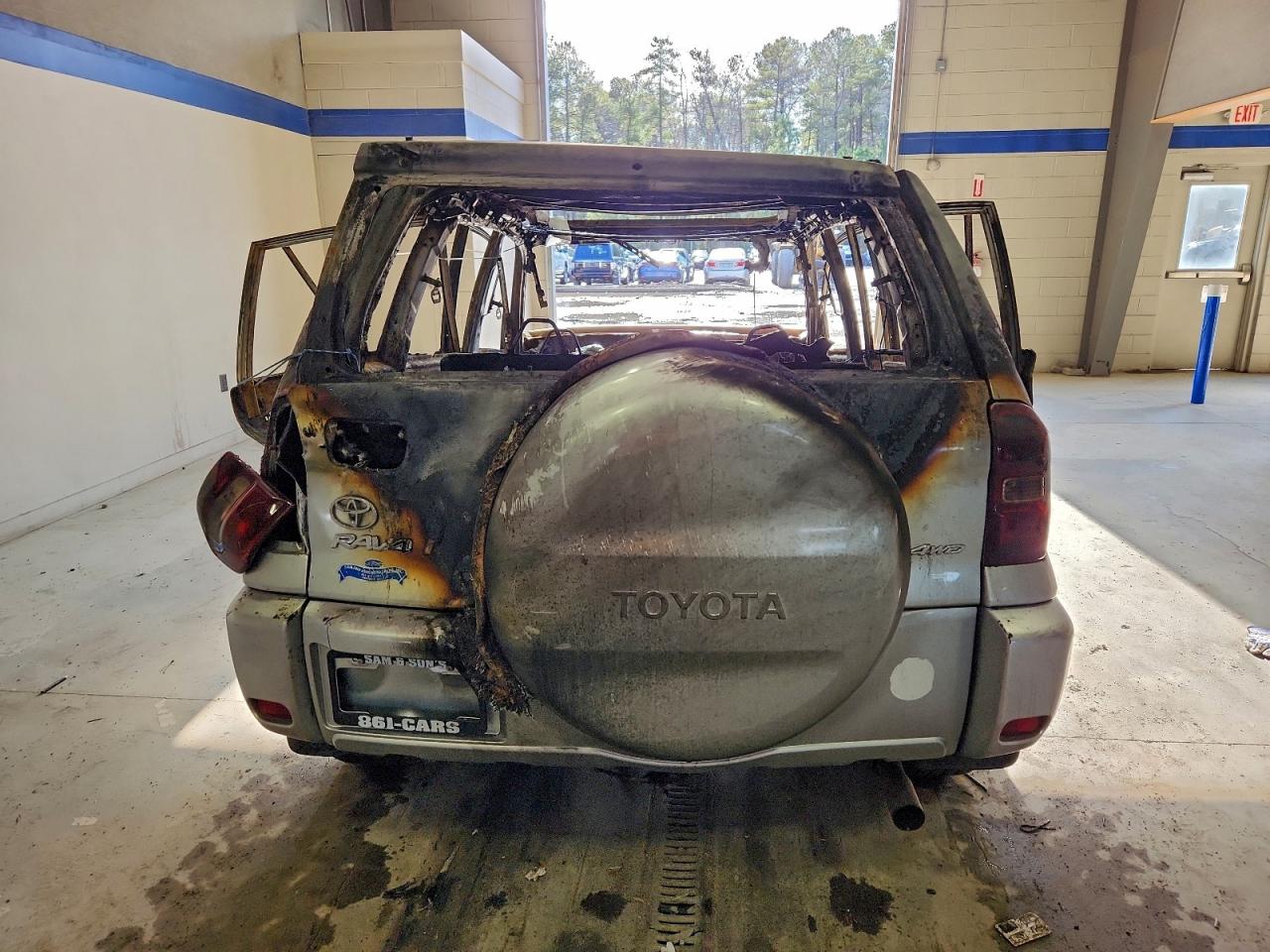 2005 TOYOTA RAV4 photo 6