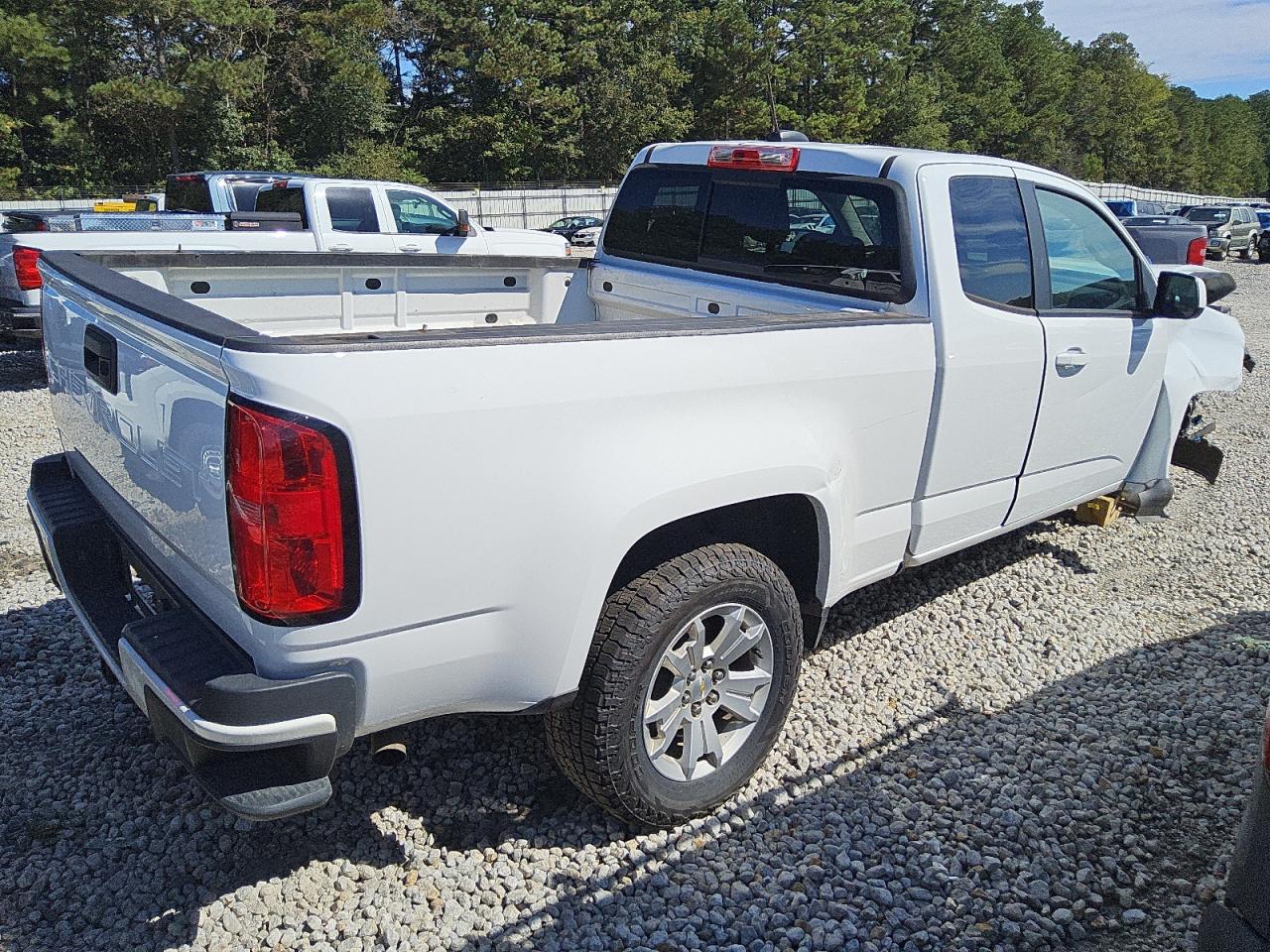 2022 CHEVROLET COLORADO LT photo 3