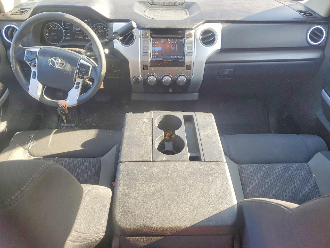 2018 TOYOTA TUNDRA DOUBLE CAB SR photo 8