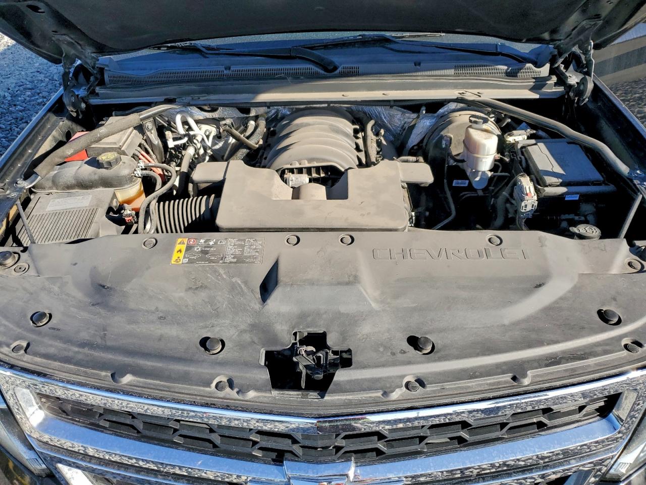 2018 CHEVROLET SUBURBAN K1500 LT photo 12