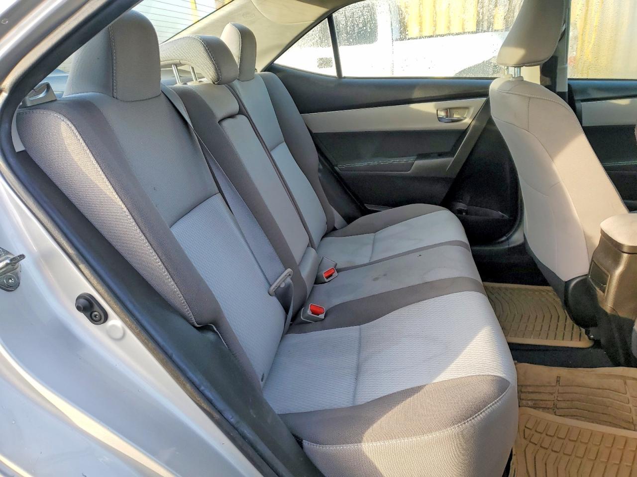 2018 TOYOTA COROLLA L photo 28