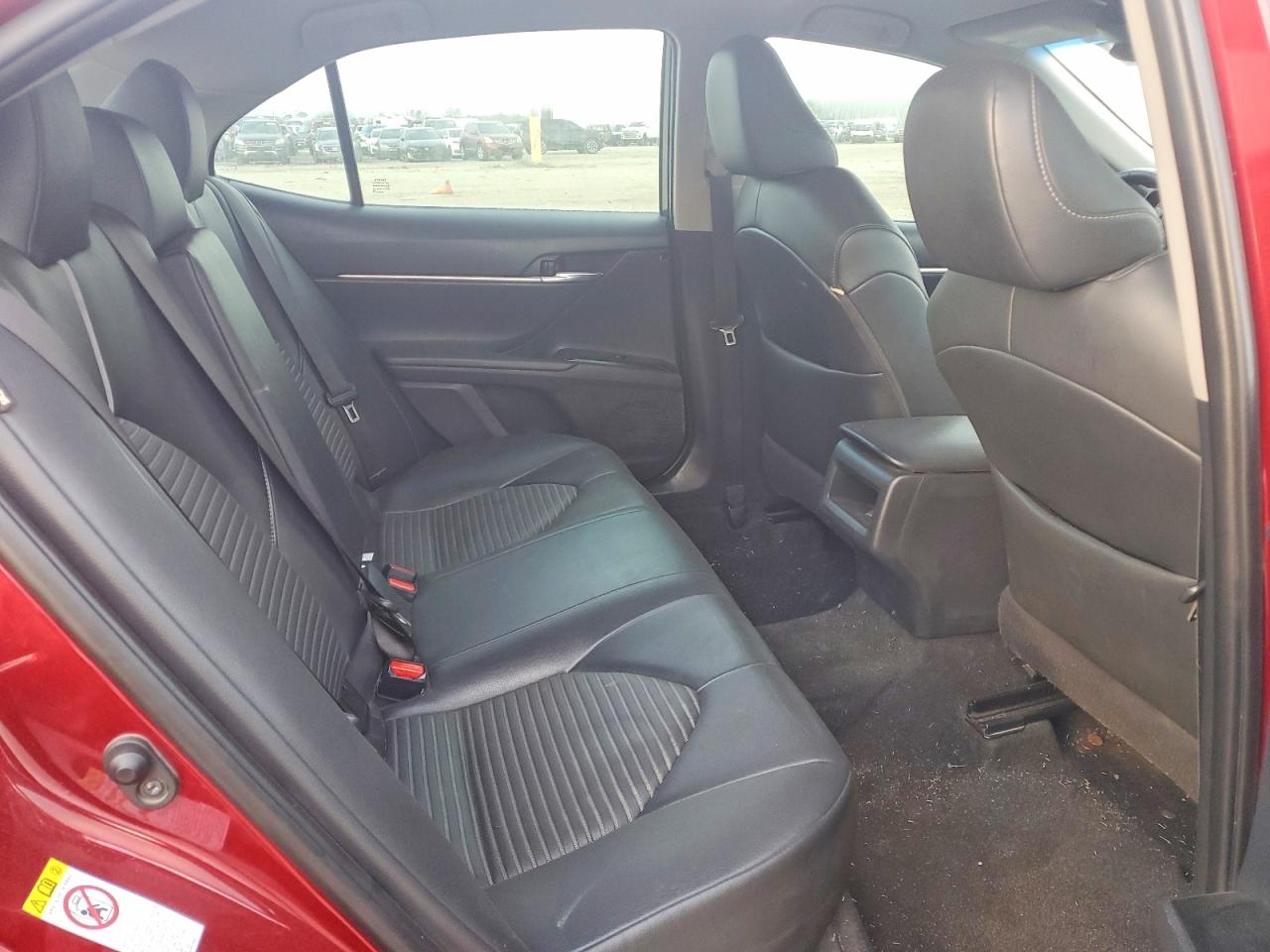 2018 TOYOTA CAMRY L photo 10