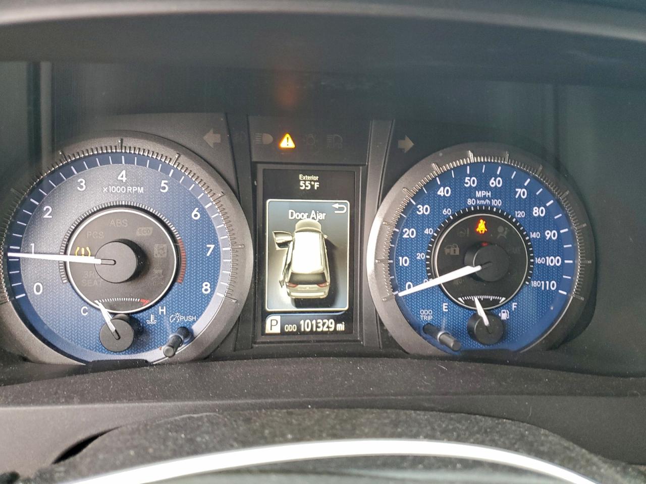 2016 TOYOTA SIENNA XLE photo 25