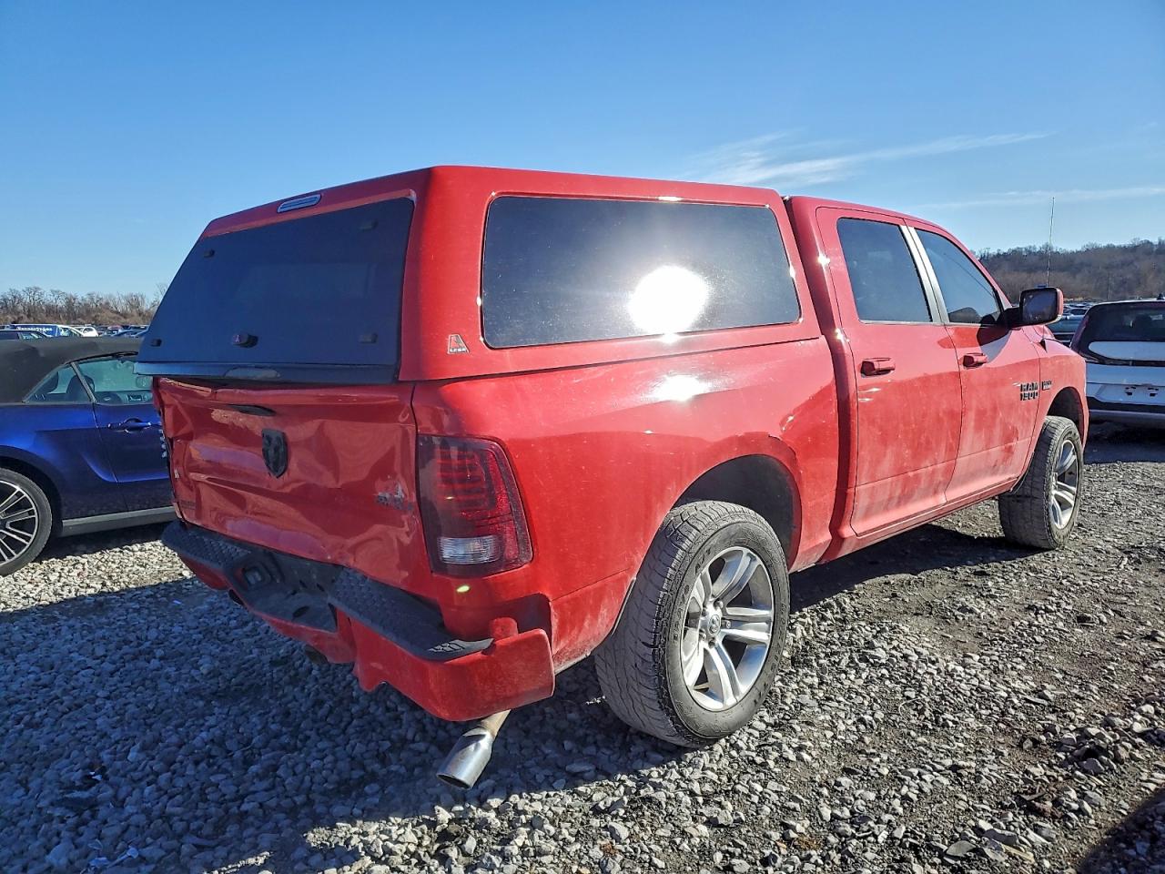 2016 RAM 1500 SPORT photo 3