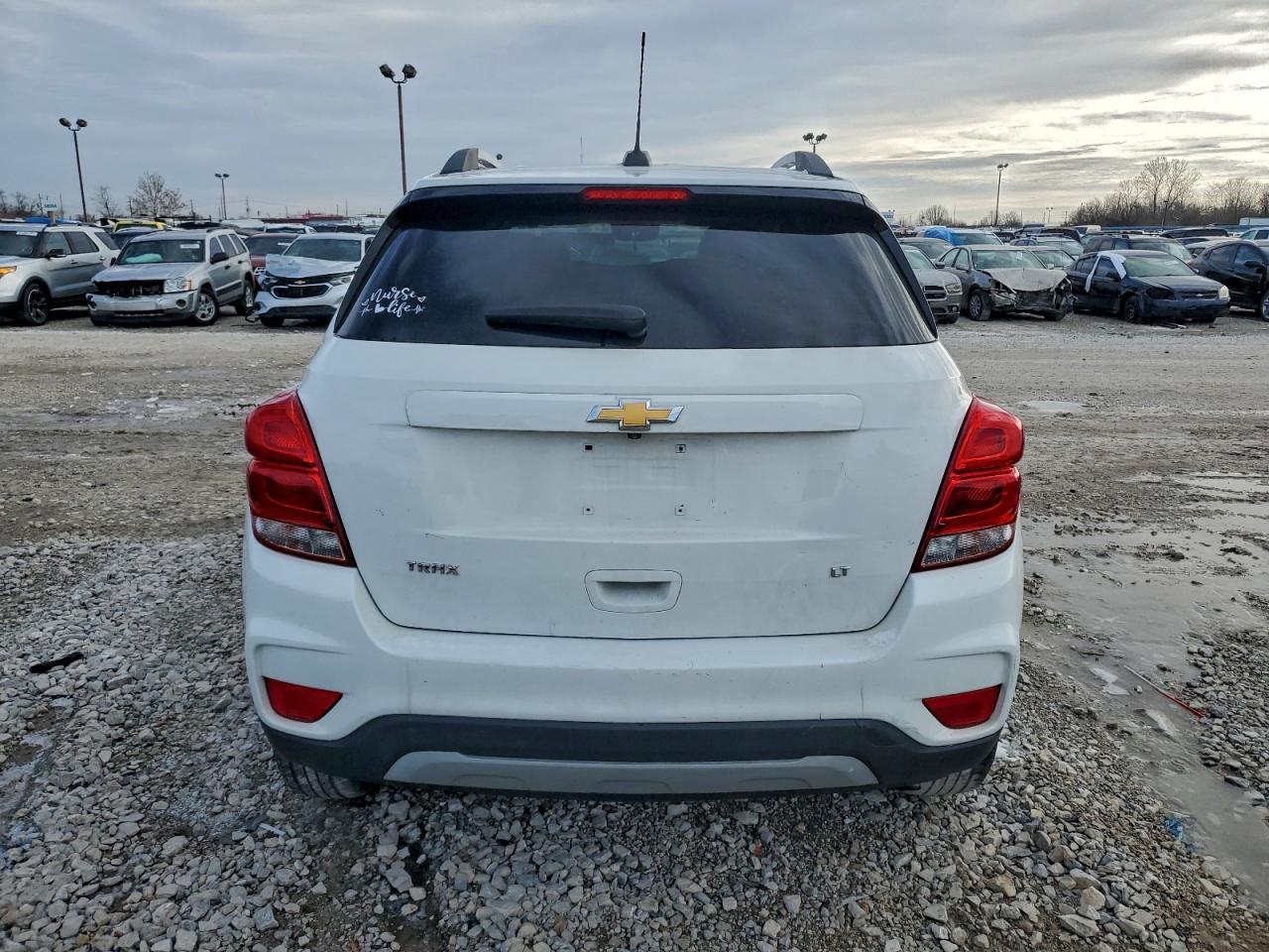 2018 CHEVROLET TRAX 1LT photo 11