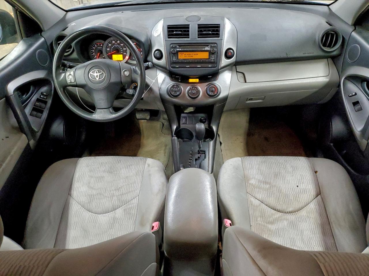 2012 TOYOTA RAV4 photo 8