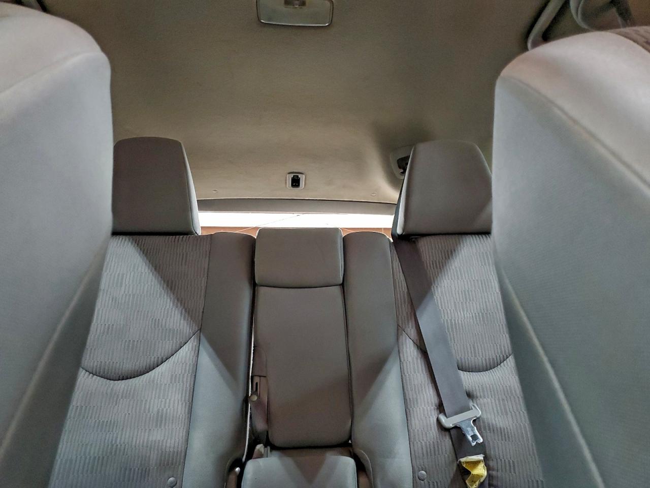 2012 TOYOTA RAV4 photo 10