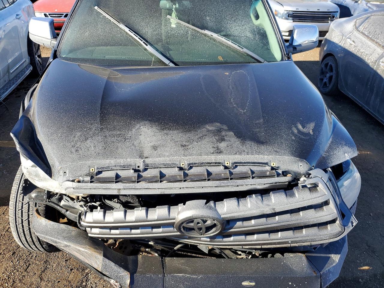 2008 TOYOTA SEQUOIA SR5 photo 11